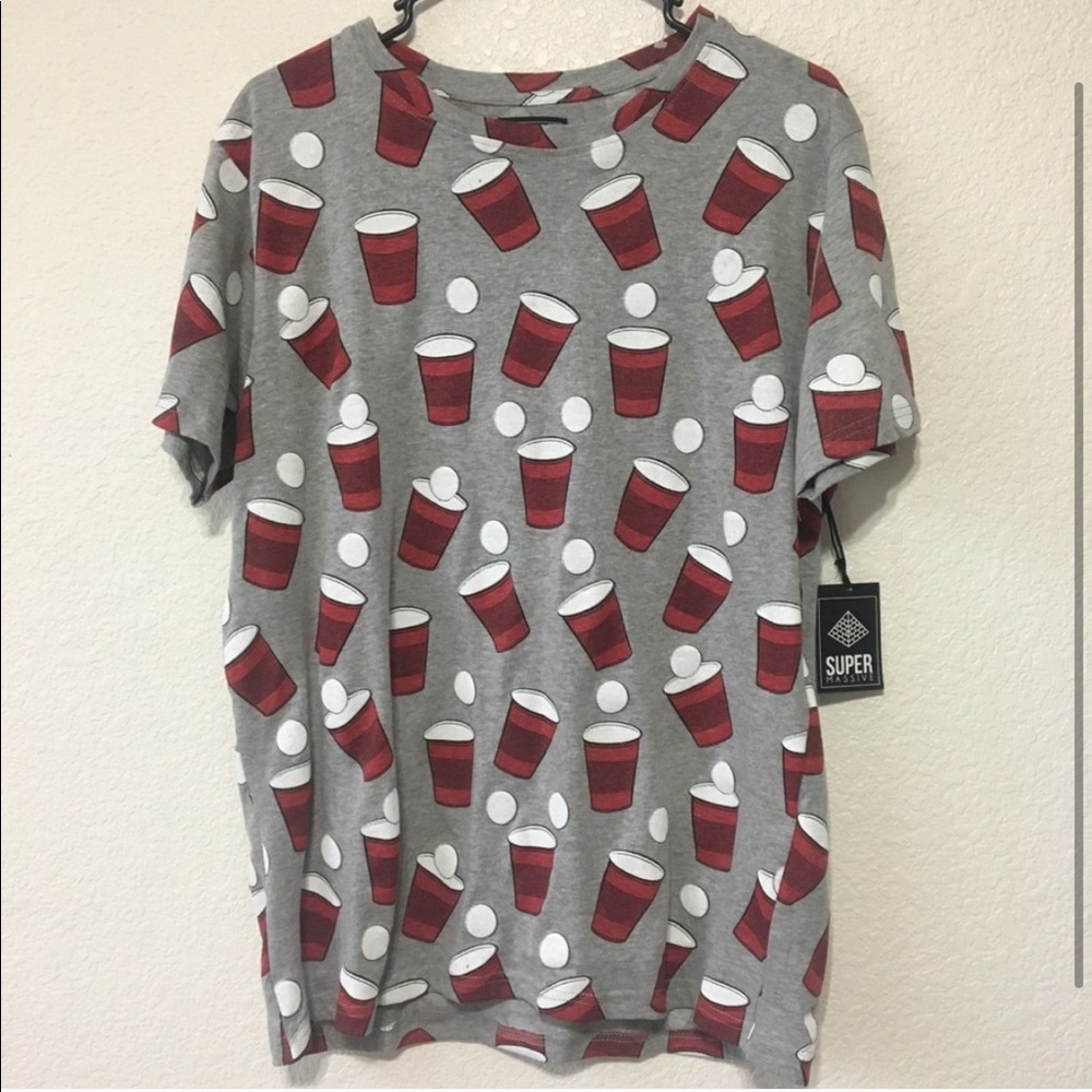 Super Massive Beer Pong Print Short Sleeve T-shirt